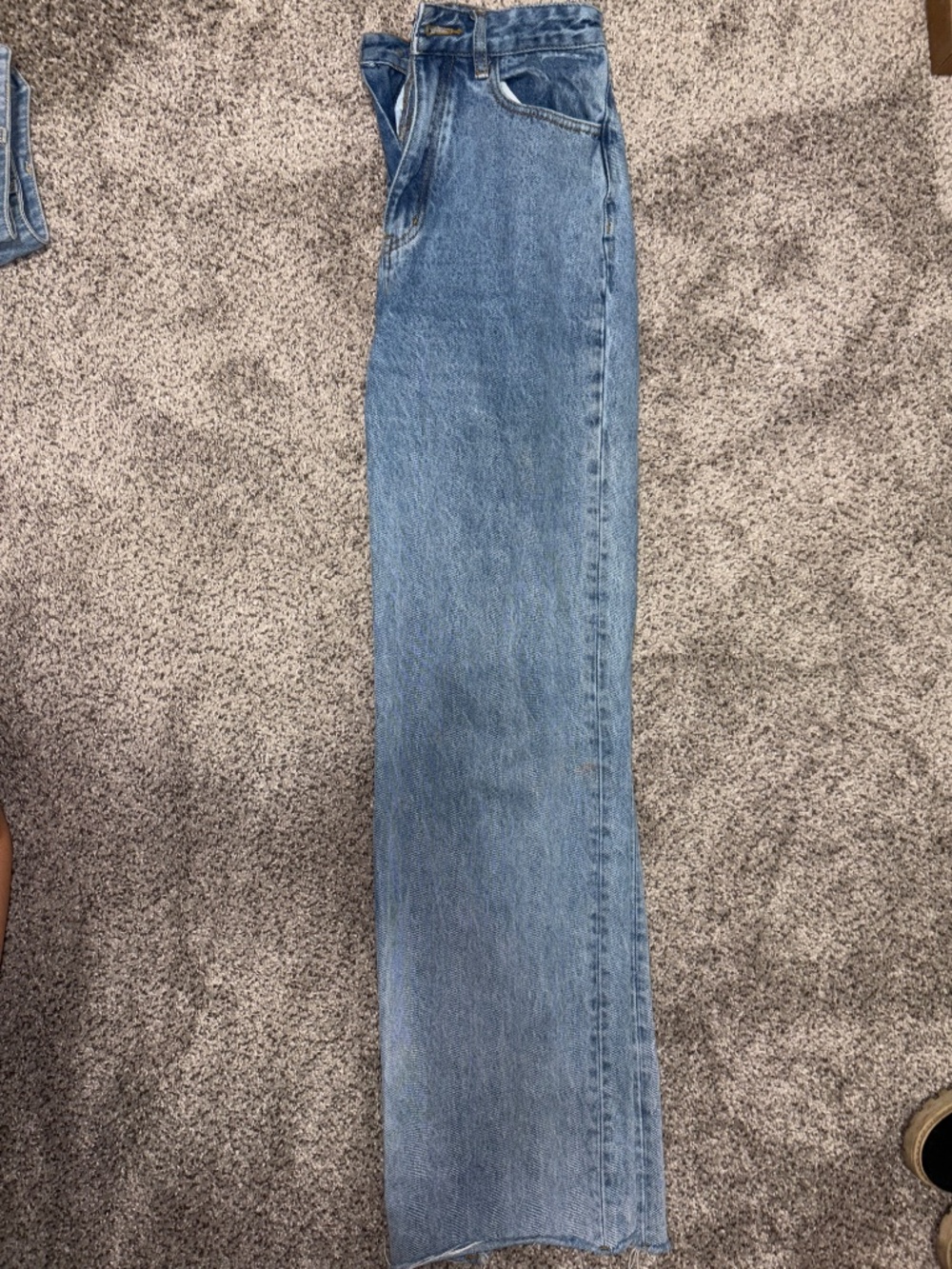 Jeans - Picture 3 of 4